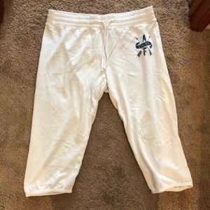 Abercrombie & Fitch cropped sweatpants